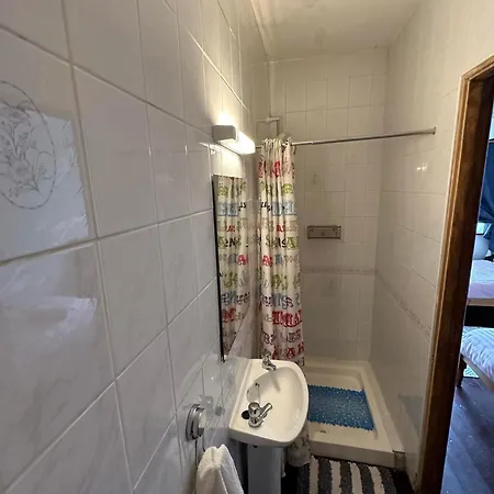 Budget Hostel